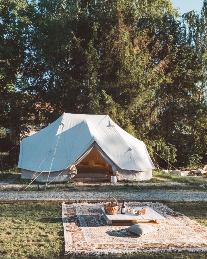 ホテル Bozsky Glamp ヴァルチツェ エクステリア 写真