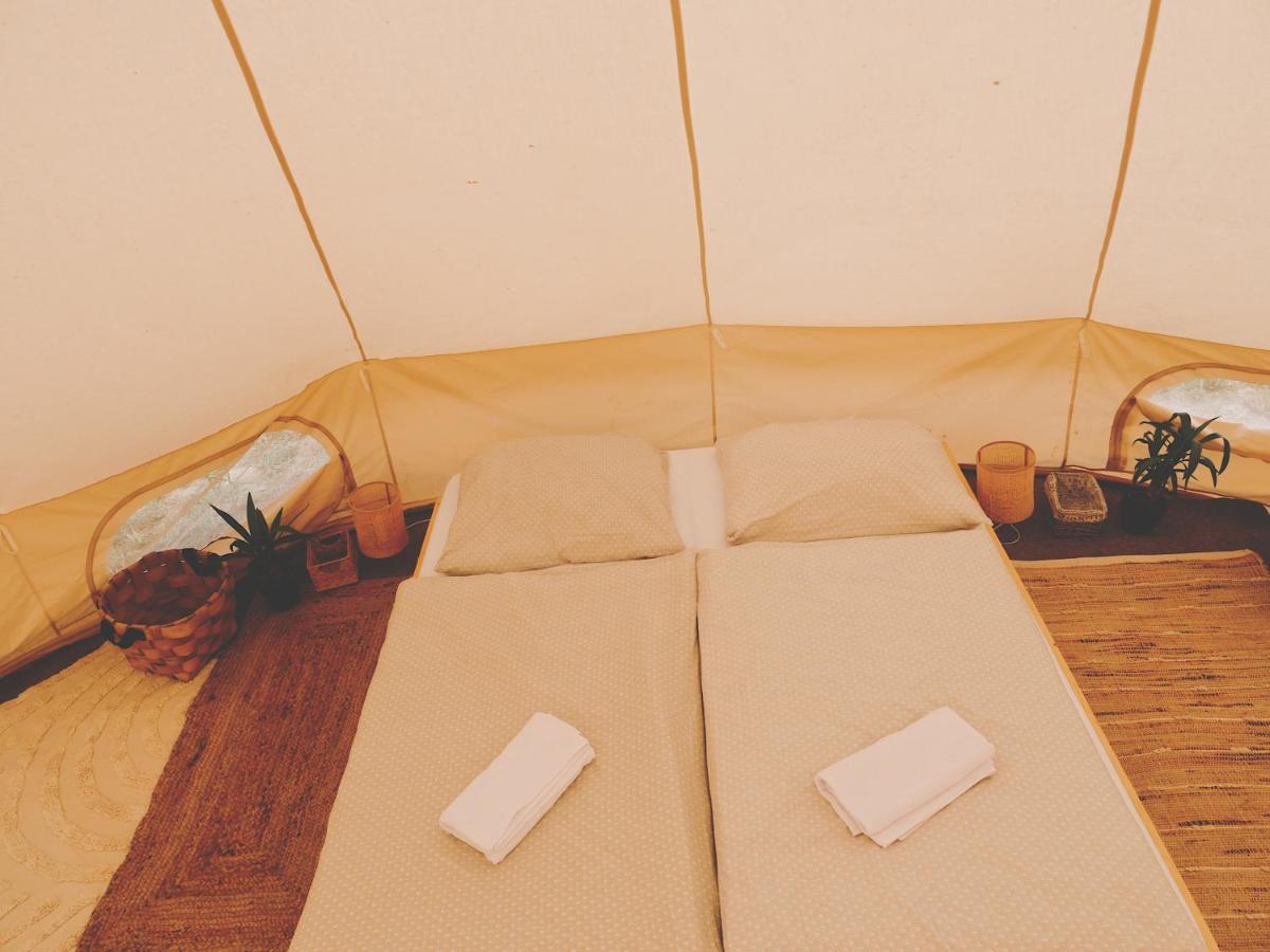 ホテル Bozsky Glamp ヴァルチツェ エクステリア 写真