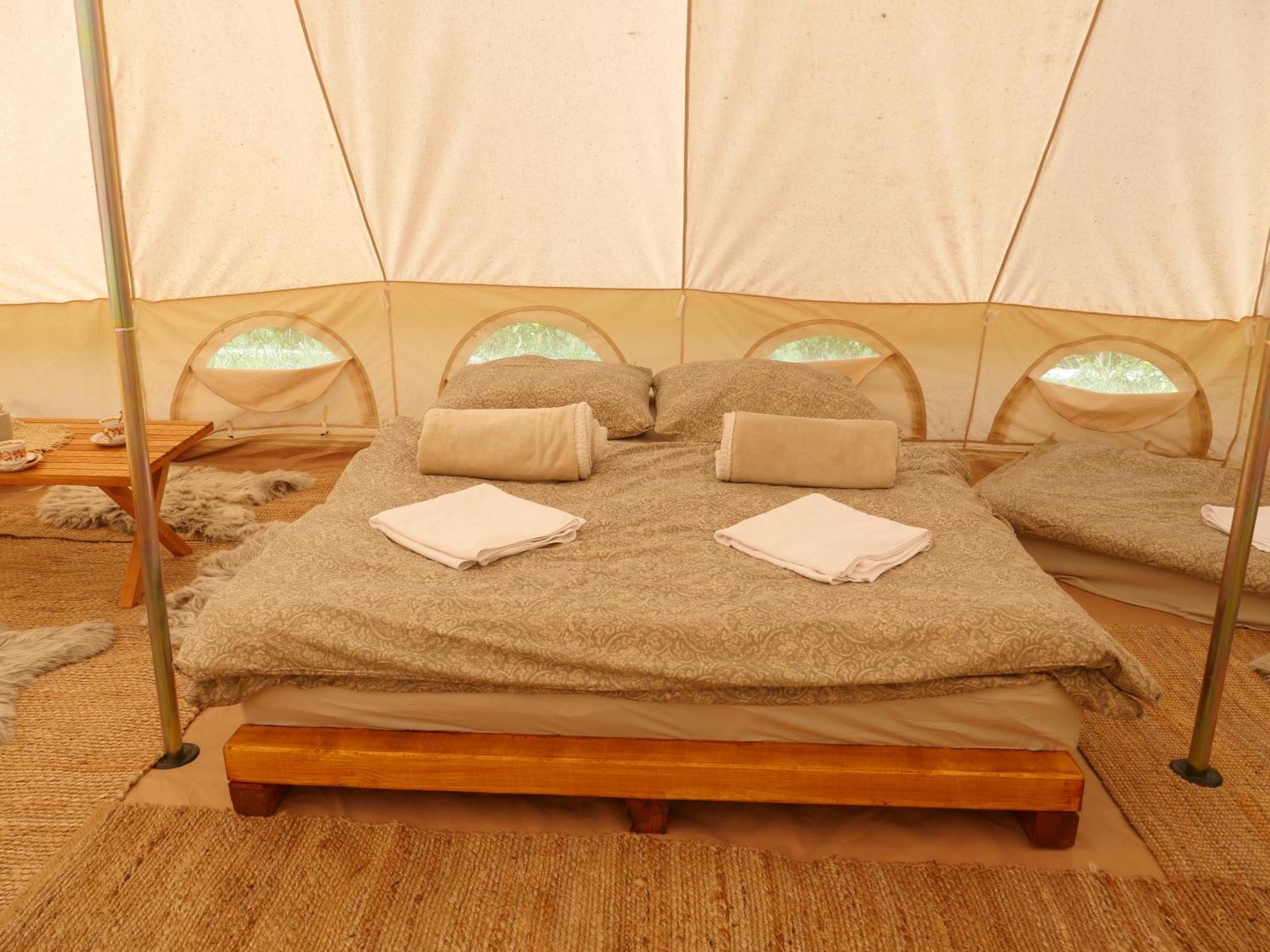 ホテル Bozsky Glamp ヴァルチツェ エクステリア 写真
