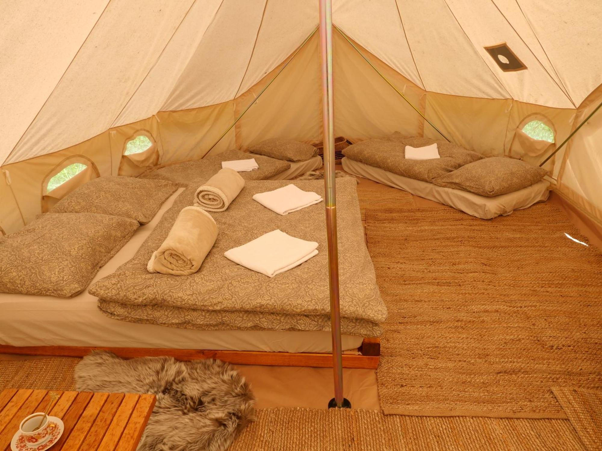 ホテル Bozsky Glamp ヴァルチツェ エクステリア 写真